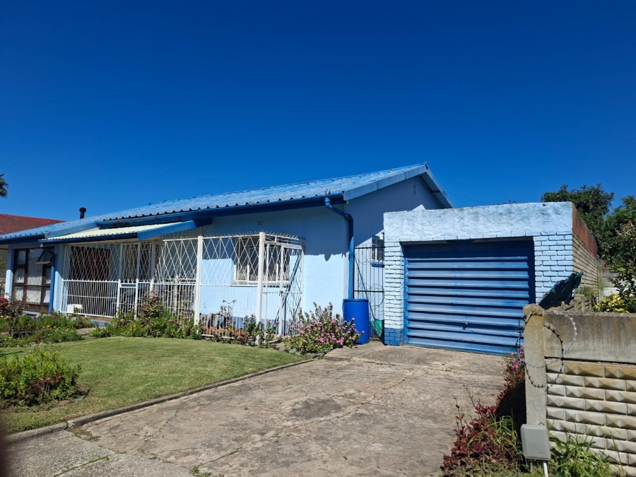 3 Bedroom Property for Sale in Levallia Western Cape
